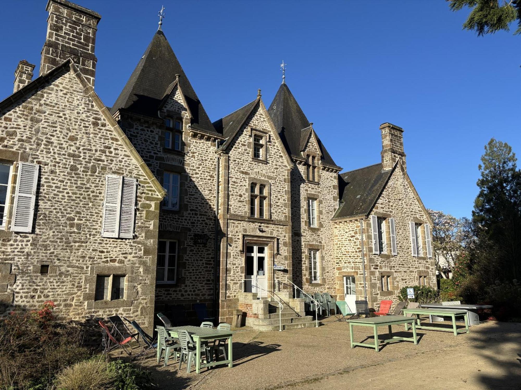 Chateau Du Bourg Saint-Denis-de-Gastines Exteriér fotografie